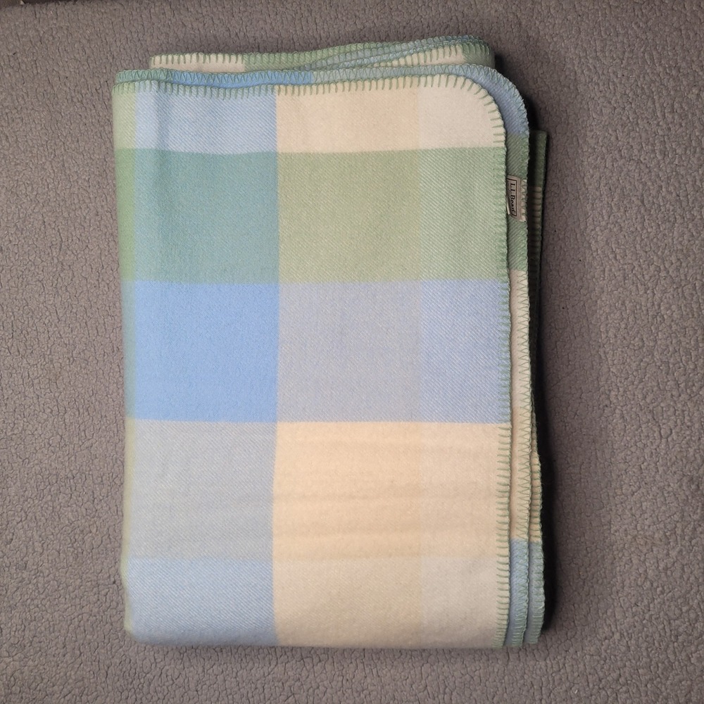 LL Bean Blanket Virgin Wool Plaid Check Queen Green Blue Cream Cottage Uruguay